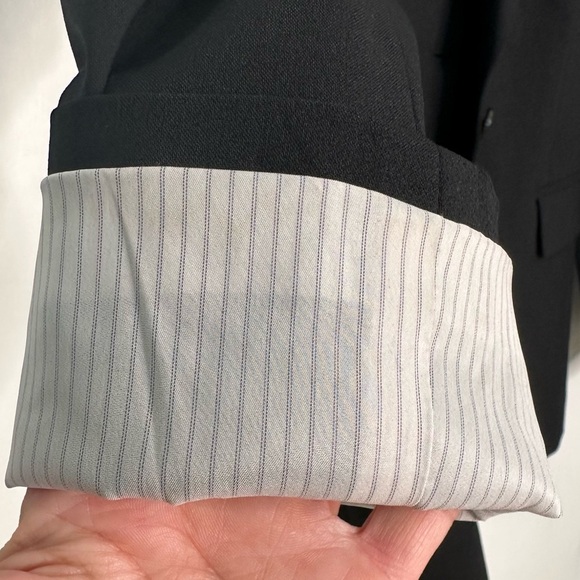 Banana Republic | Black 2 Button Closure Fitted Stretch Blazer Size 12 Petite - Picture 9 of 9